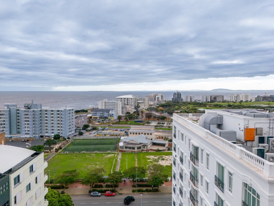 2 Bedroom Property for Sale in Three Anchor Bay Western Cape